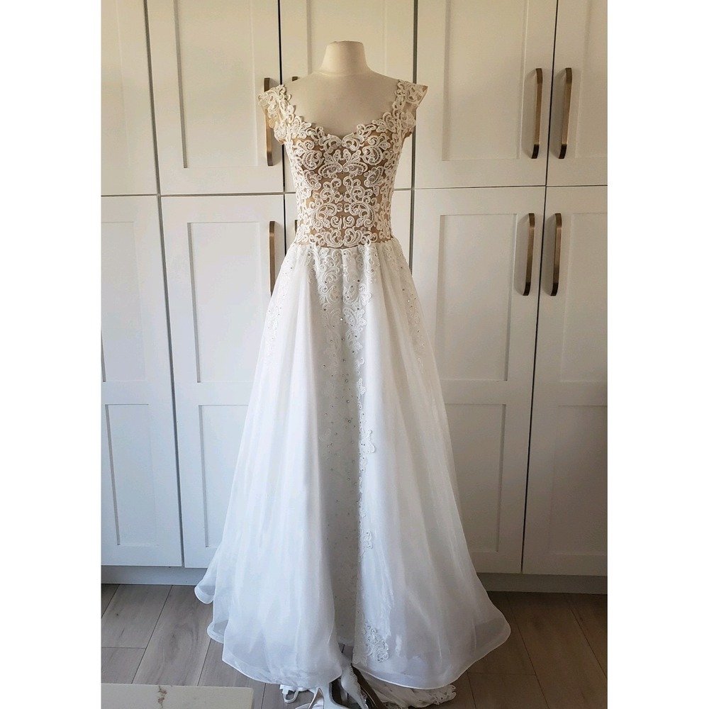 Elegance‎ Wedding Dress Womens 40 White Lace Illusion Back Bridal Gown Ballgown
